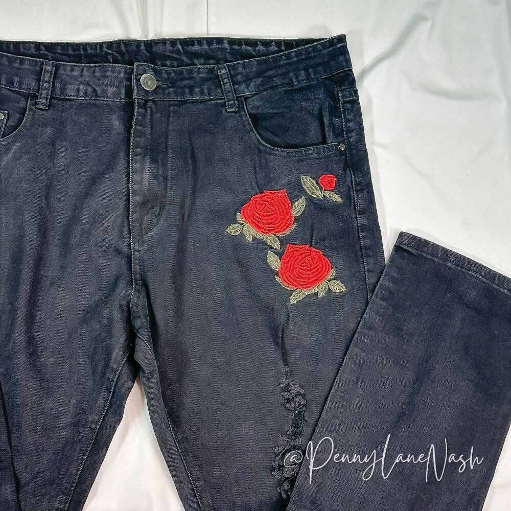 Shein Black Distressed Embroidered Skinny Jeans Size 38 - Picture 4 of 10